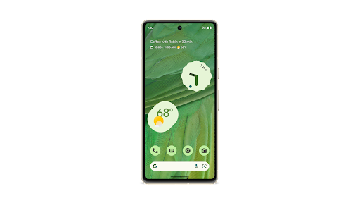 一部主屏幕可自定义的 Google Pixel 7 Pro 手机。